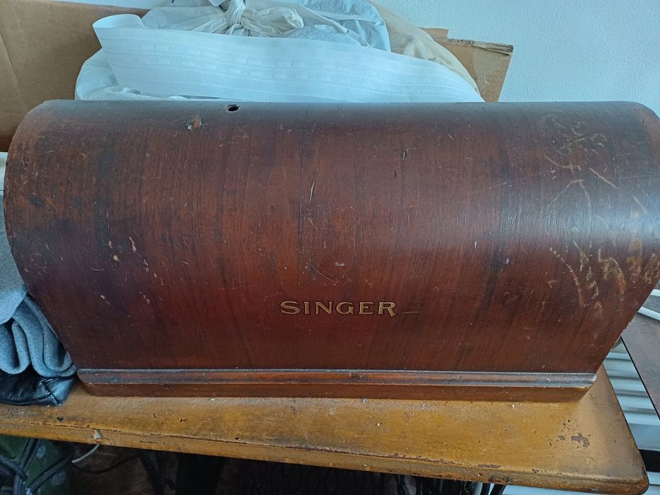 Masina de cusut singer