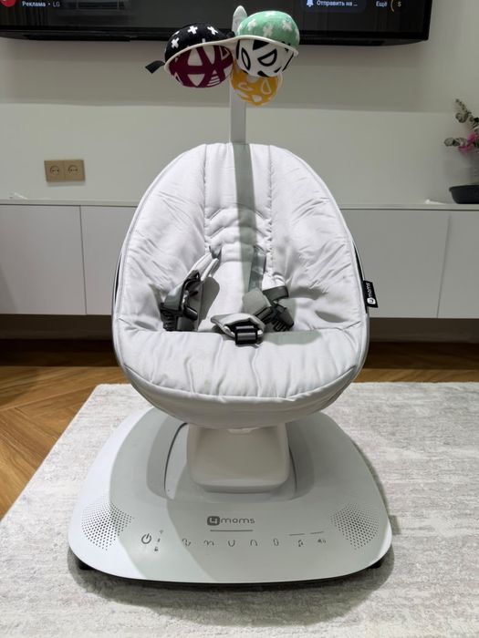 Шезлонг mamaroo 5 с блютузом