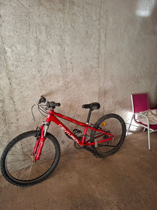 Bicicleta de vânzare