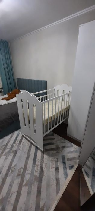 Продам детскую кроватку