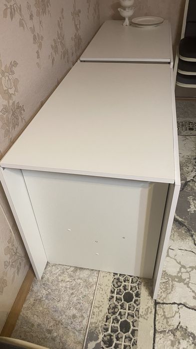 Үстел сатылады!!.