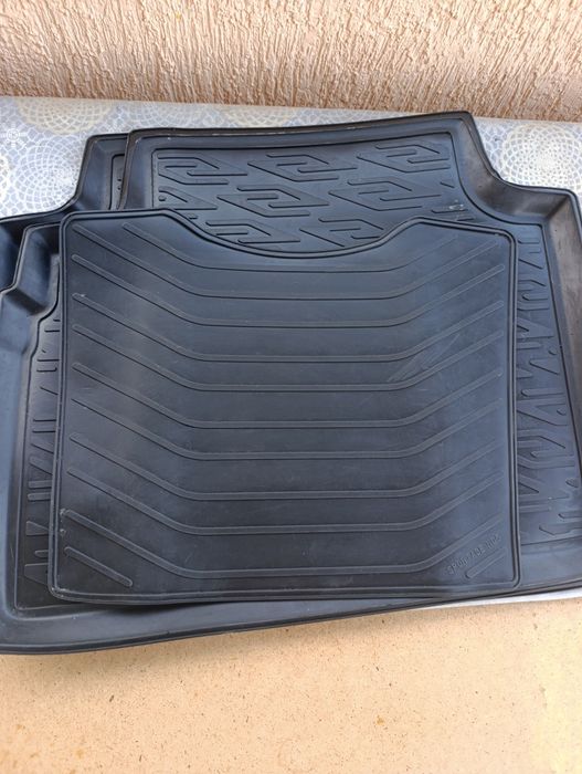 Полик на Киа спротэйдж