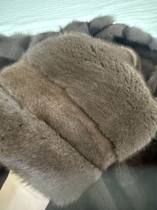 Продам норковую шубу