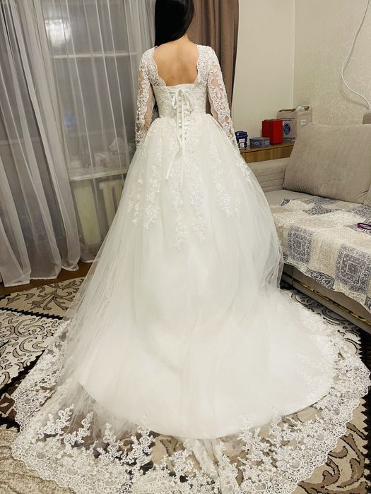 Свадебное платье