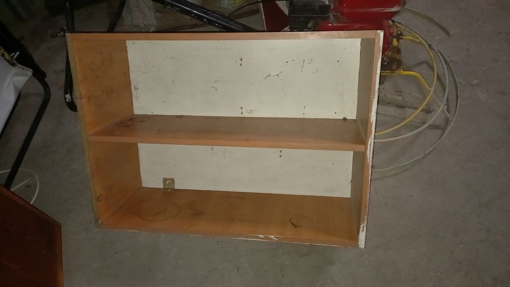 Полка настенная универсал