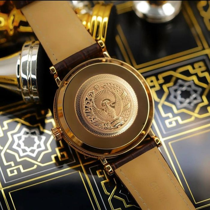 Мужские часы из коллекции
"T Gold"