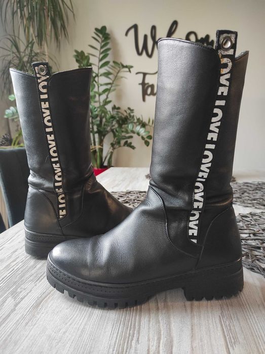 Боти естествена кожа номер 36