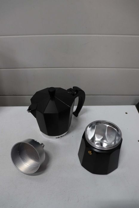 Orbegozo KFN 910 Италианска алуминиева кафемашина, капацитет 9 чаши