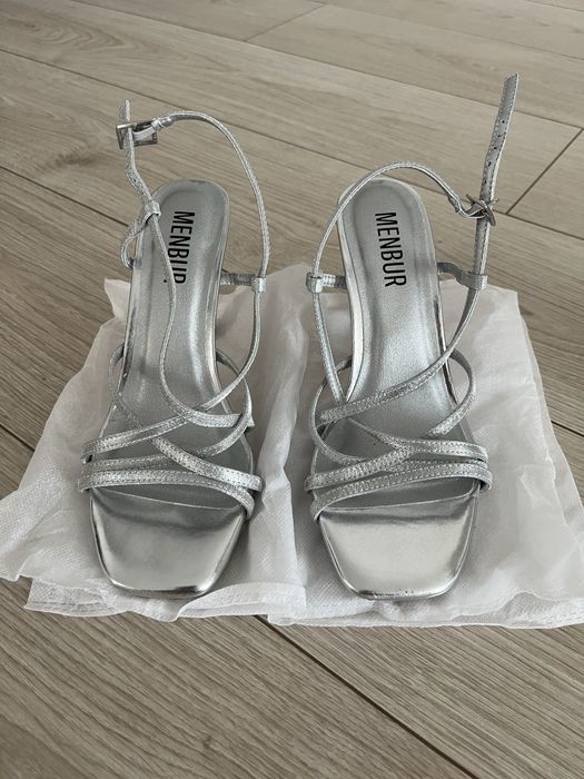 Sandale cu toc Menbur