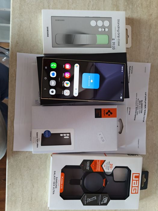 Продавам Samsung Galaxy S24 Ultra 512BG/12GB