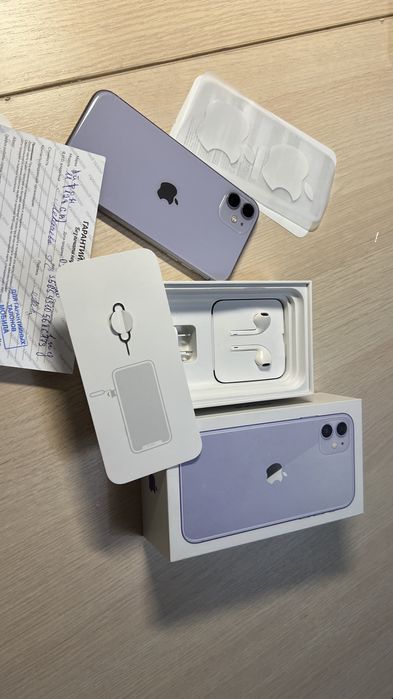 Продаю айфон 11, 128гб