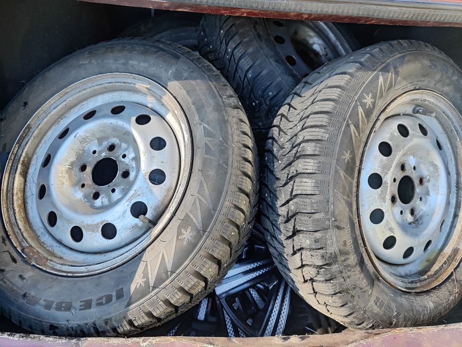 Продам шины с дисками