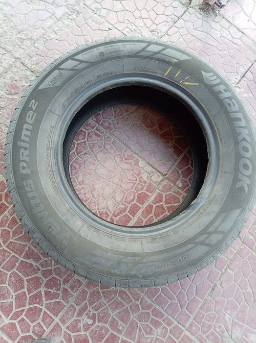 Шины летний и зимние есть