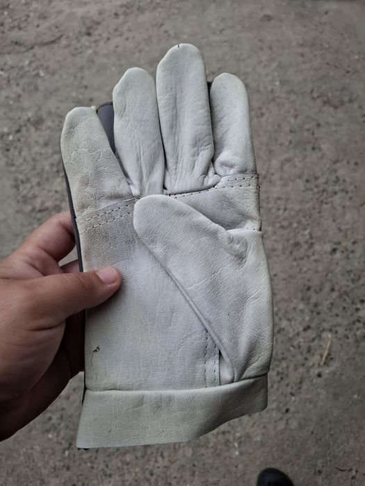Vand mănuși lucru piele