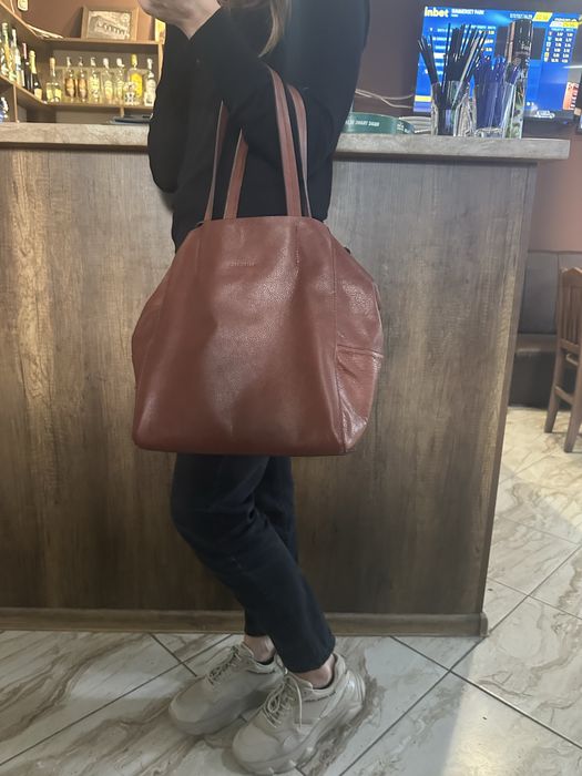 COCCINELLE-естетвена кожа 100%