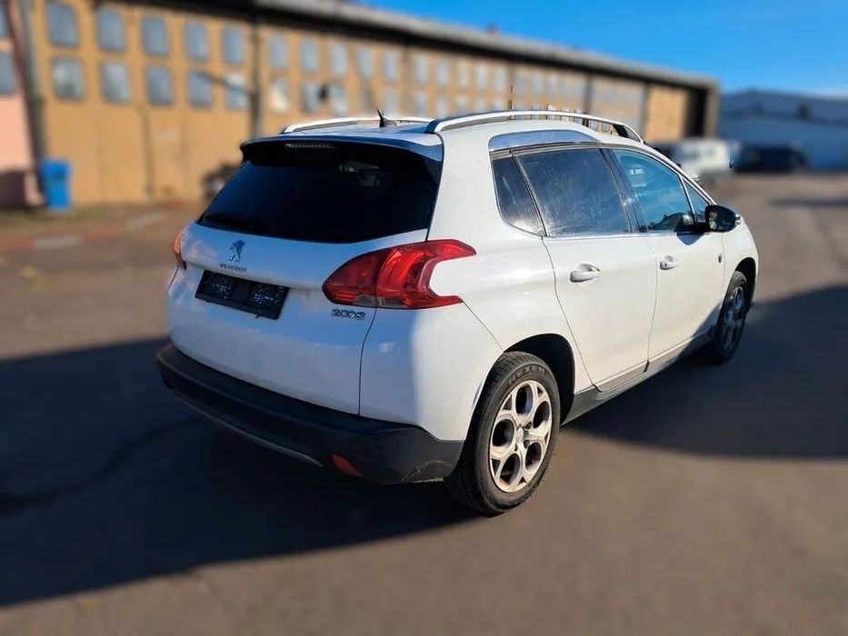 Dezmembrari / Dezmembrez PEUGEOT 2008