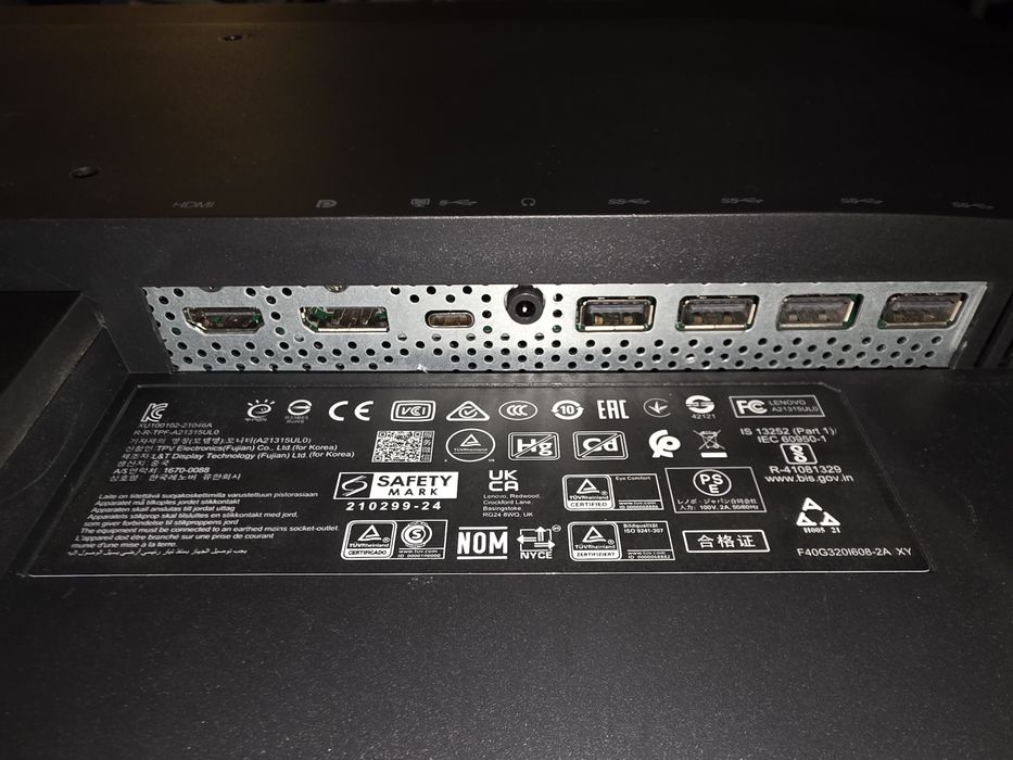 Monitor 4K Lenovo L32p-30 - 31.5 inch IPS - USB-C 75W (Incarca Laptop)