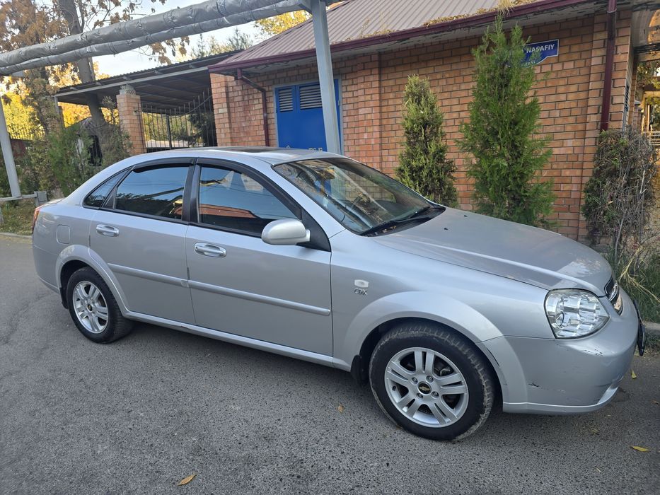 Машина ласетти, своя, автомат 2013г, пробег 128 500