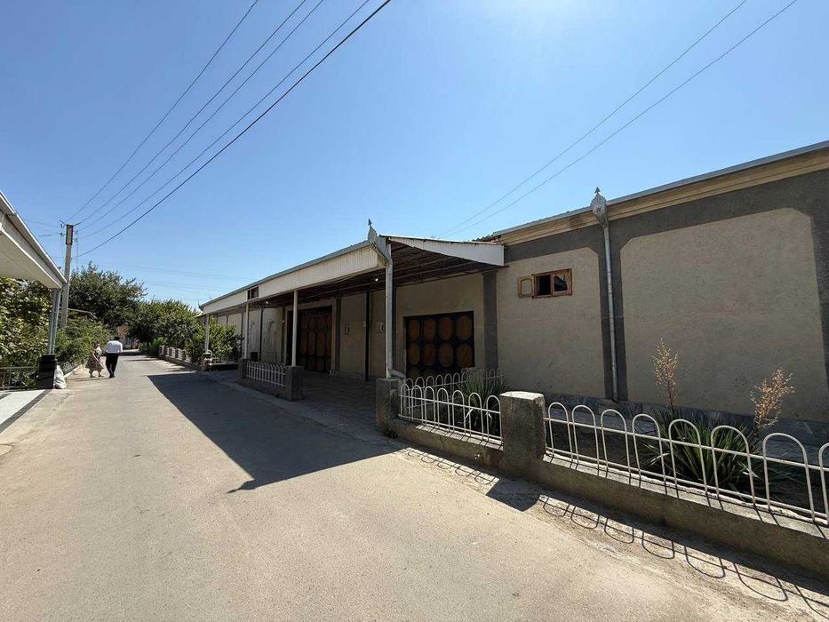 Tayyor 9 sotiqli hovli sotiladi  #a940
