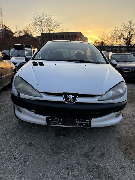 Пежо 206 1.1 1.4 бензин на части.