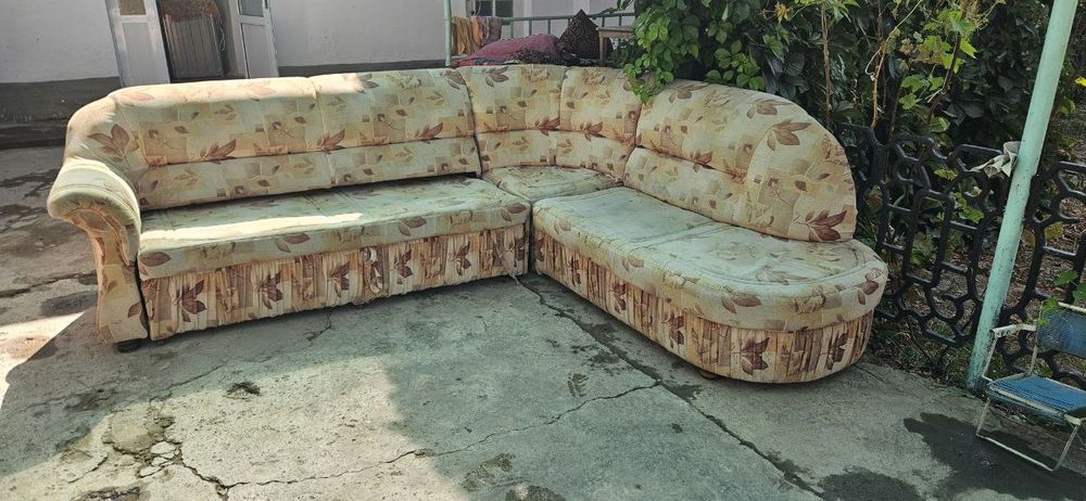 Мебель  сотилади