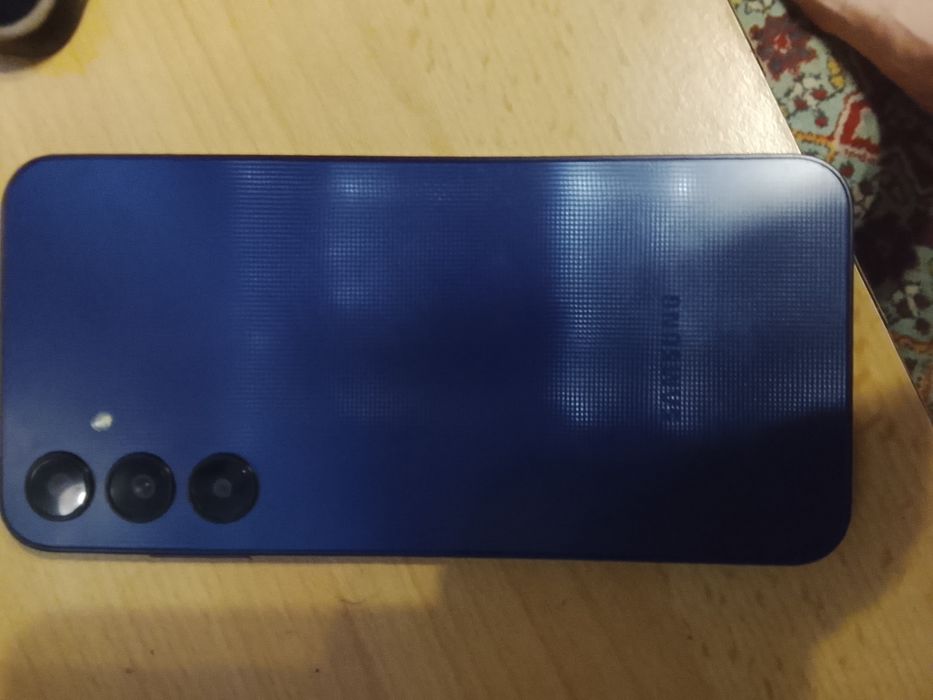 Продам Самсунг а25 5дж