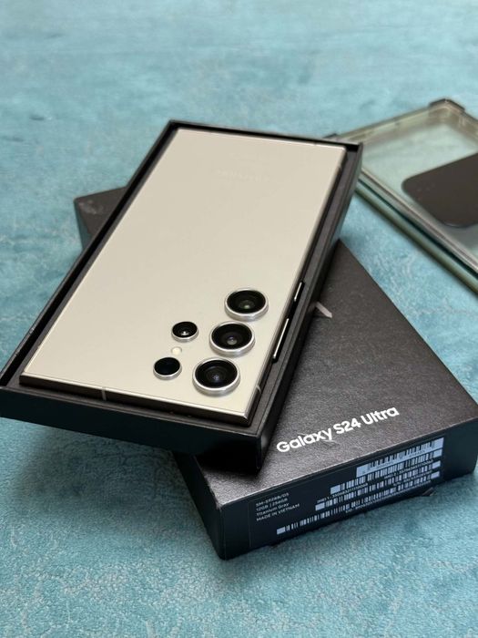 Samsung S24 Ultra FullBox