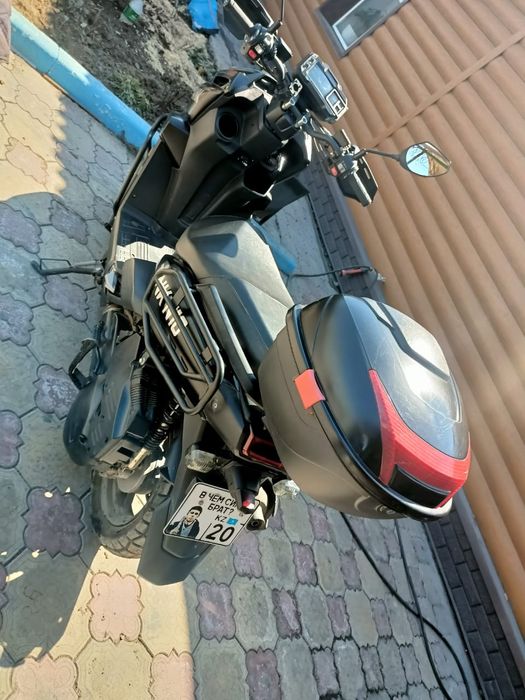 Продам скутер Танк