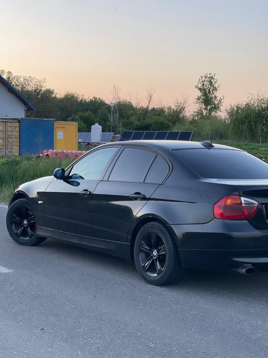 Vând BMW e90 2.0d
