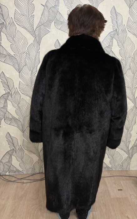 Продам новую шубу!