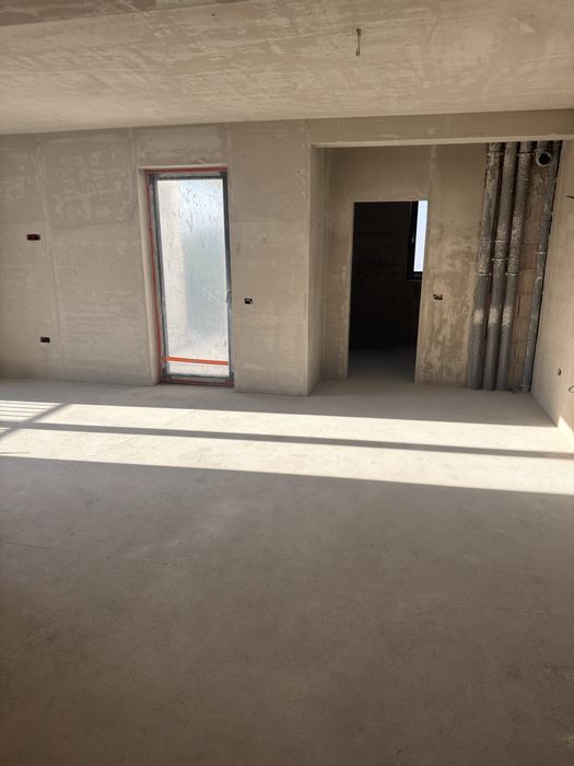 Apartamente de vanzare!!