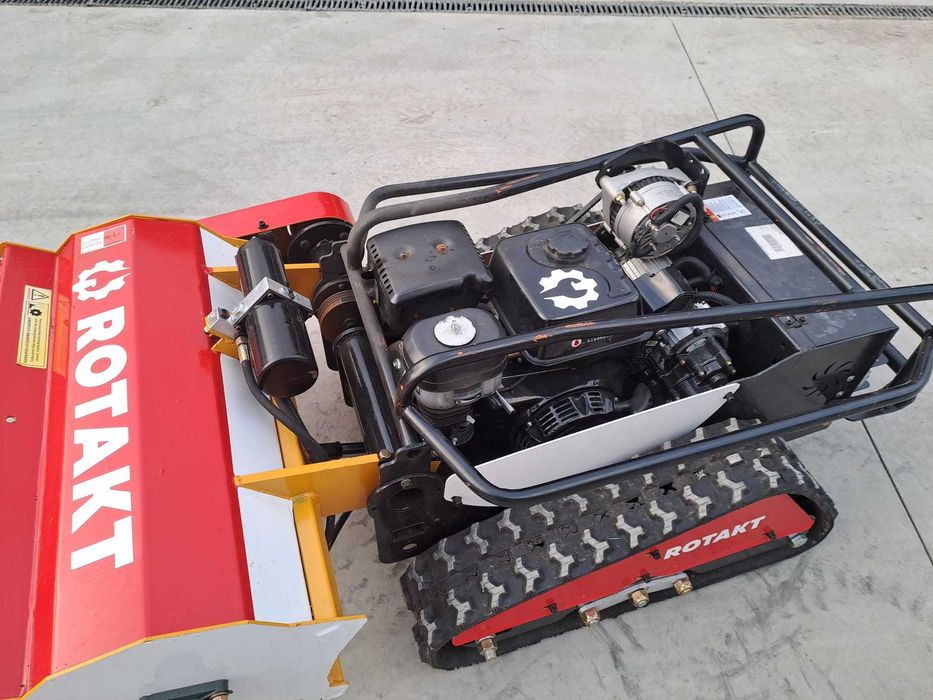 Tocator de vegetatie cu telecomanda si senile 15cp 80cm latime