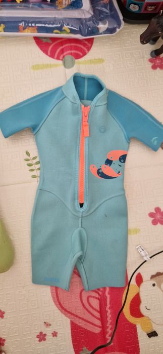 Бански бебе новородено