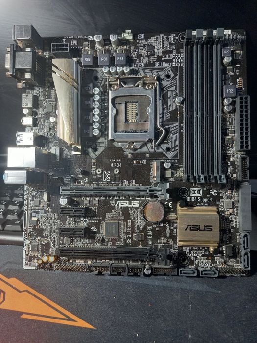 продам материнку  z270m plus + с кофемодом