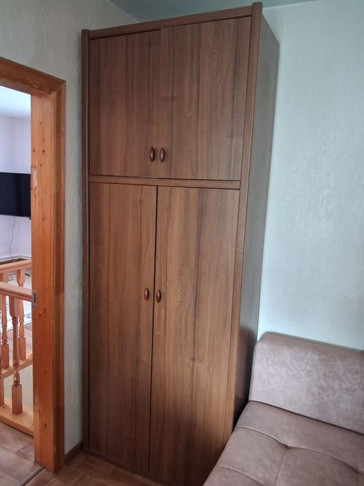 Продам платенный шкаф.