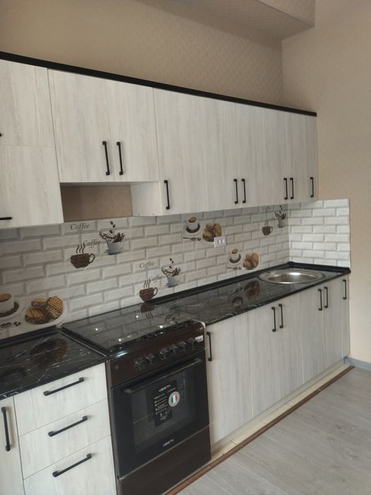 Кухни на заказ 1,800000 п/метр