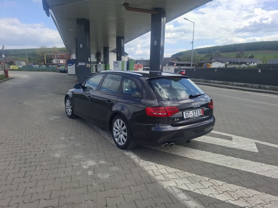AUDI A4 Avant 2012 — imagine 4