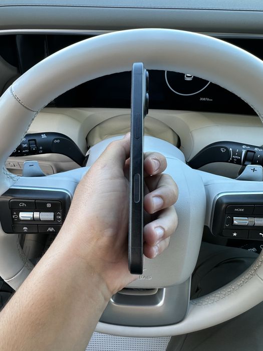 Продам Iphone 16 256гб