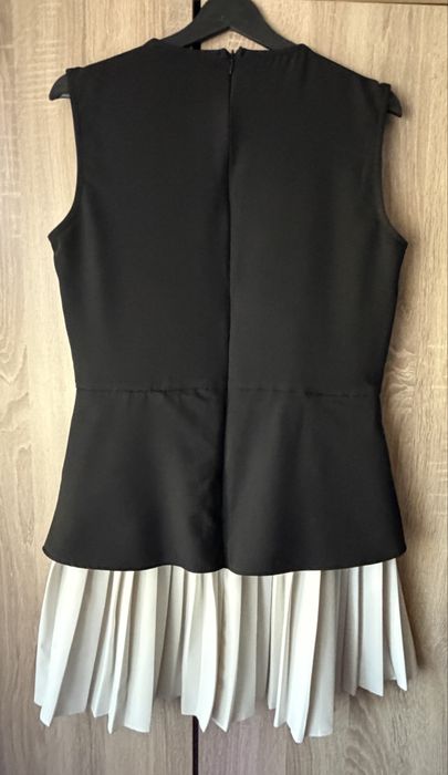 Noua cu eticheta, rochie plisata alb negru, XL/42