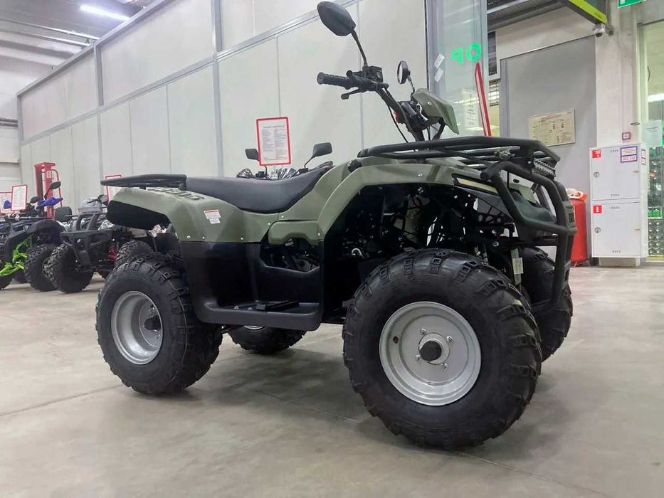 Квадроциклы 200-300 кубов с двигателем Honda