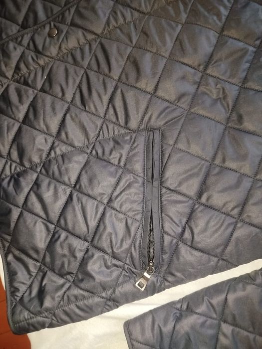 Продаю демисезонную куртку