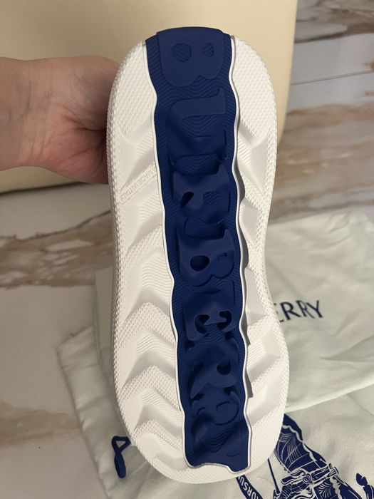 Burberry -обувки