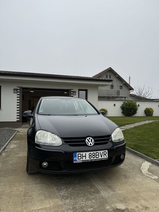Volkswagen golf V