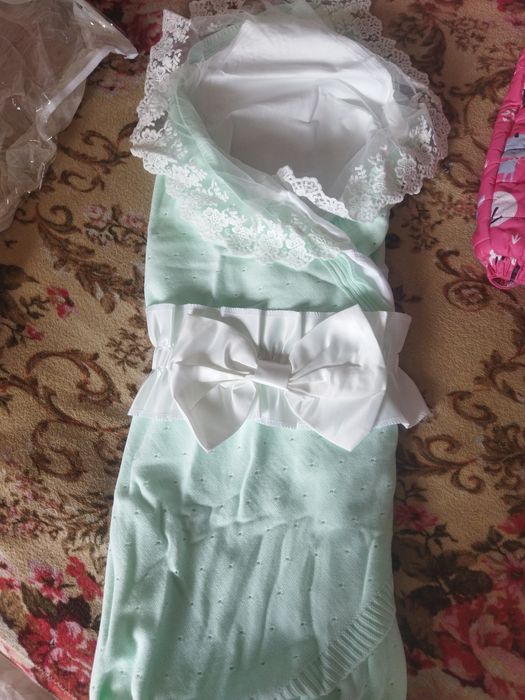 Продам конверт на выписку