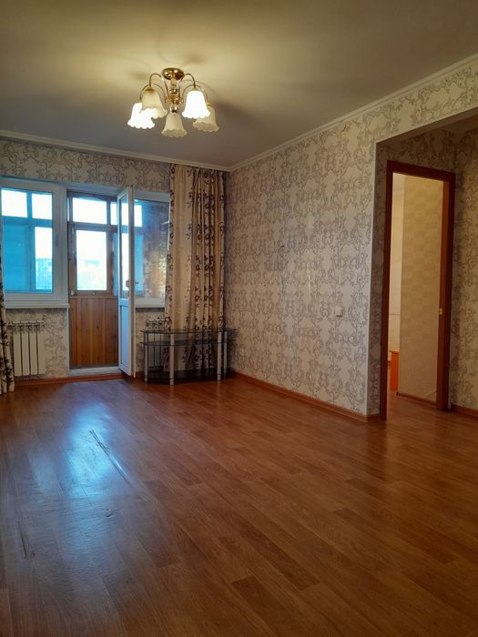 Продам 1квартиру момышулы центр.