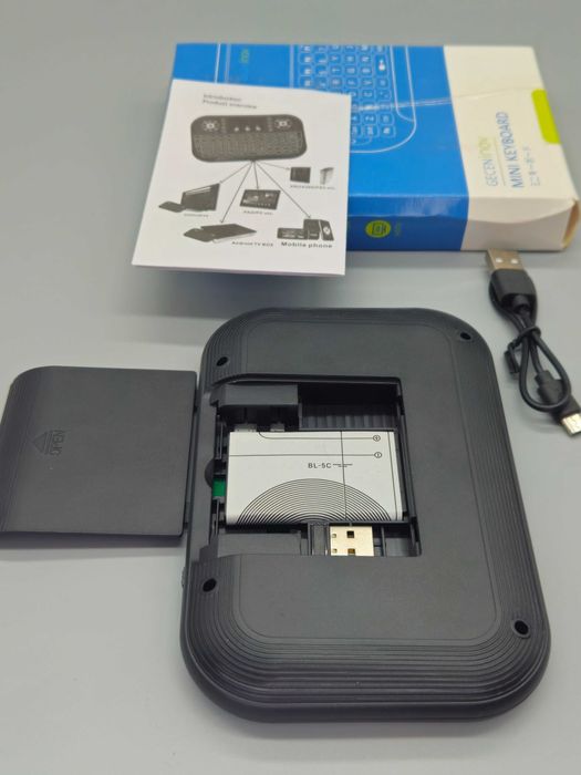 Мини безжична клавиатура с тъчпад и USB за Android TV/Smart TV или PC