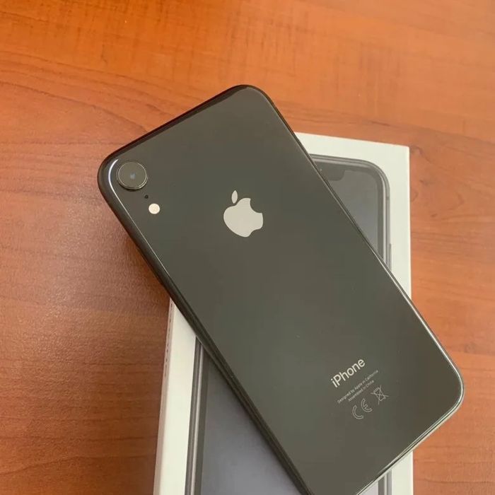 iPhone XR 64гб в идеальном состоянии