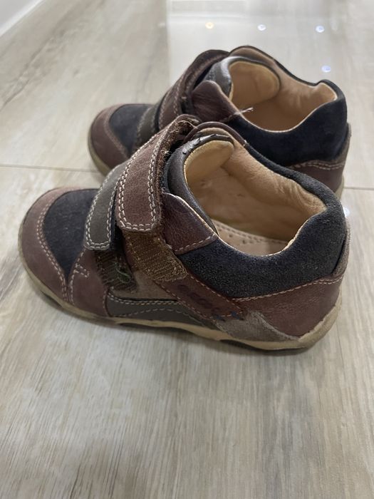 Детские ботинки