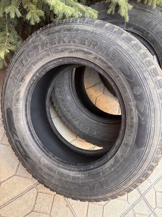 Продам бу шины Maxxis 265/65 R17
