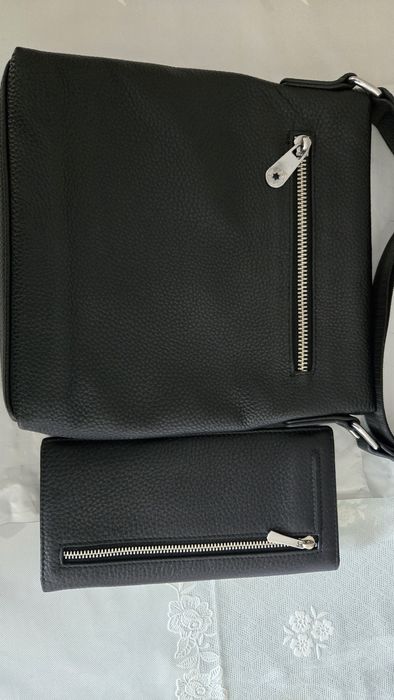 Продам фирменную Барсетку